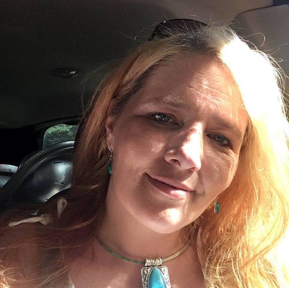 Poshmark profile picture for @poland